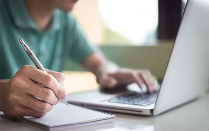 ecrire des offres d'emploi dans la sante