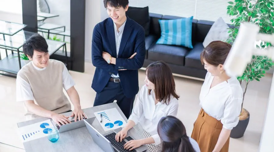 人的資本経営のメリットとは？企業成長を促す新しい人材戦略が求められる背景を解説