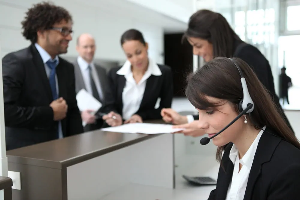externalizacion-recepcionistas-servicio-eficiente