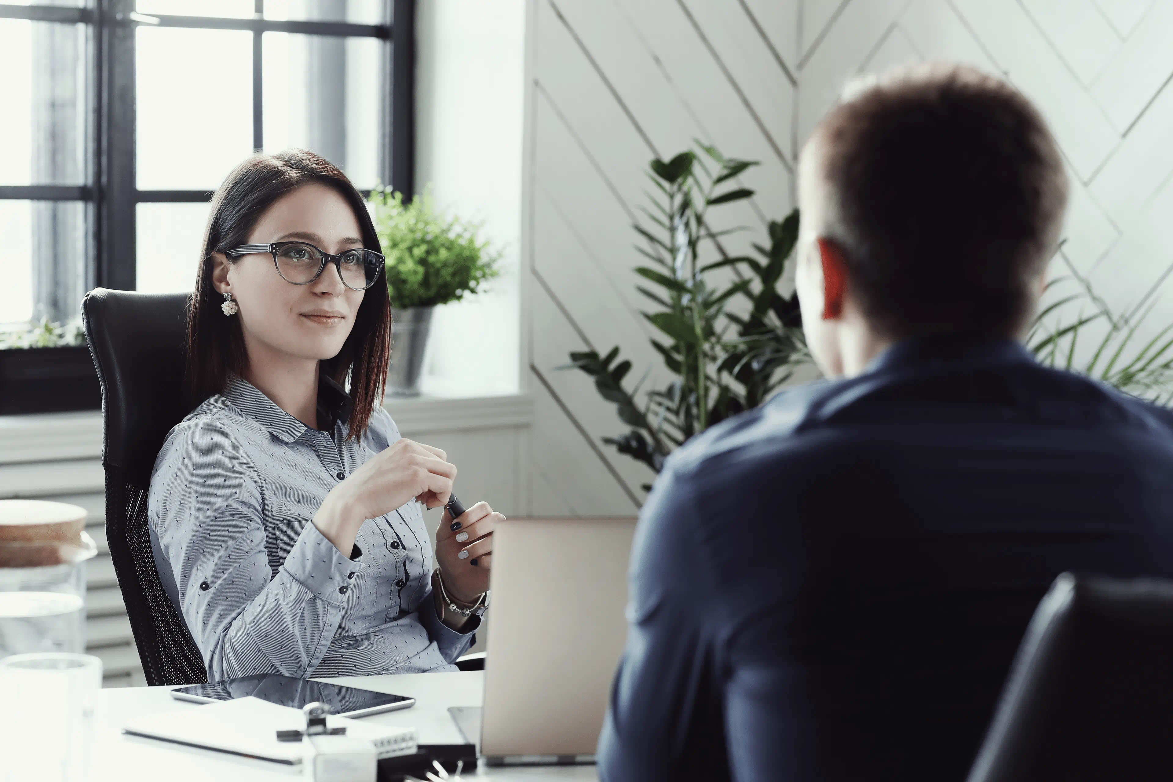 las-5-preguntas-que-debes-hacer-al-asistir-a-una-entrevista-de-trabajo
