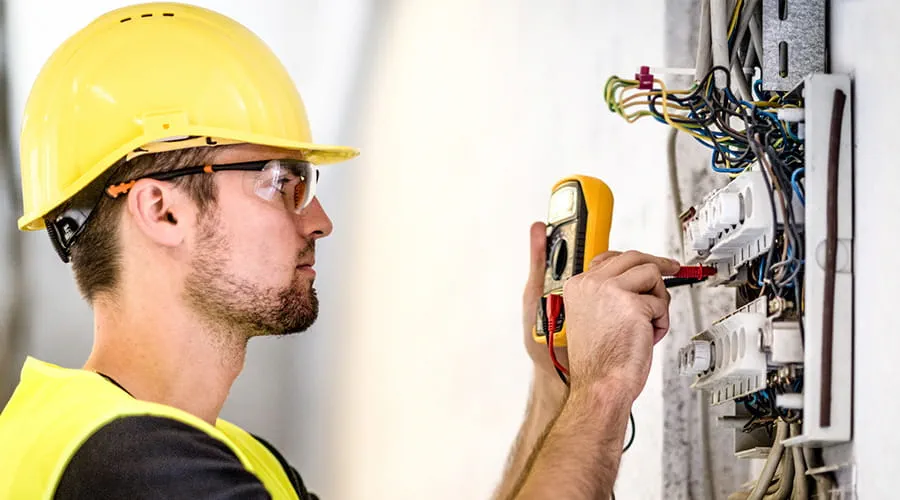Reparación industrial eléctrica