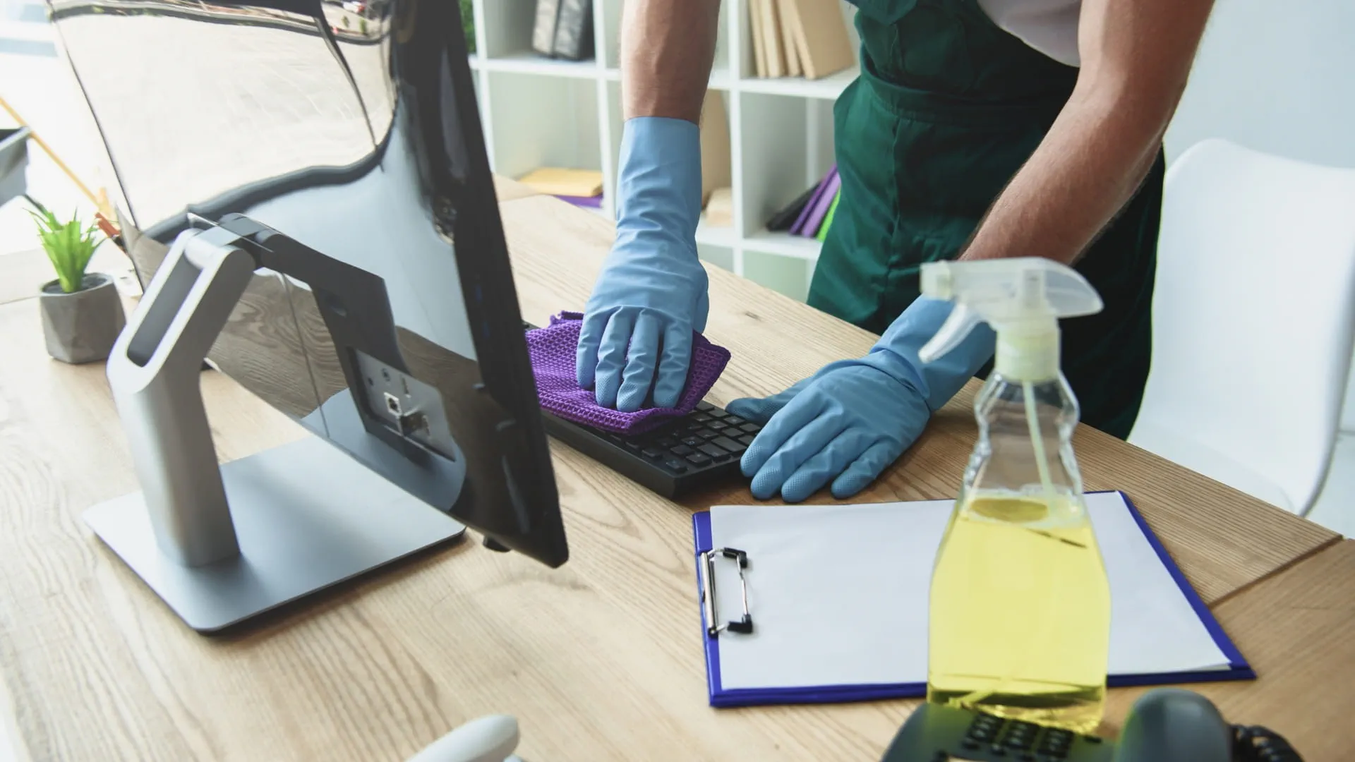 cleaning work station