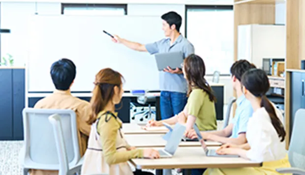 Adecco独自の地域イベント開催やワークショップ