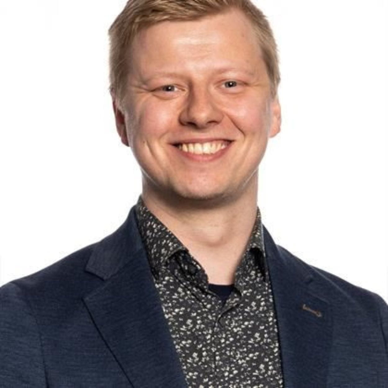 profile-tomi-kolu