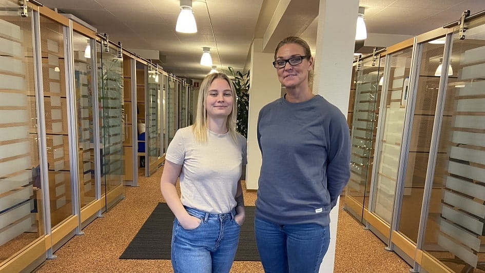 Frida och Annica på Unimer