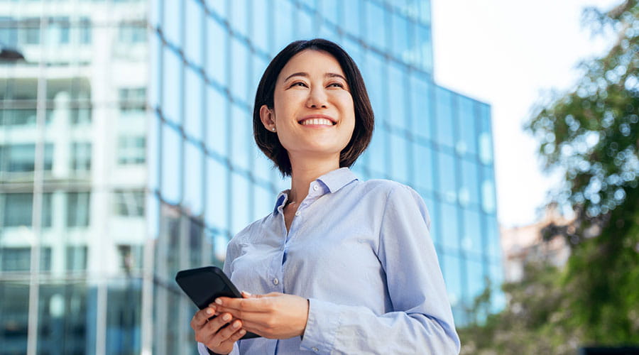 Adecco-On-page-shutterstock_2661498921-900x500